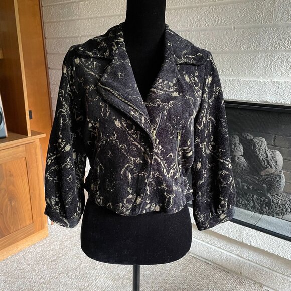 Free People Jackets & Blazers - FREE PEOPLE Mystic Brocade Cropped Jacket Size 8